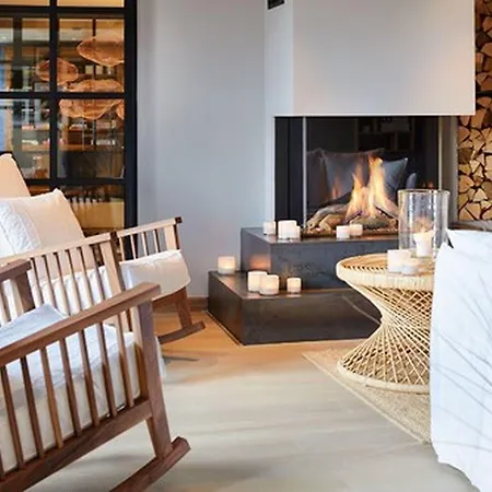 Hotel Lighthouse & 5*