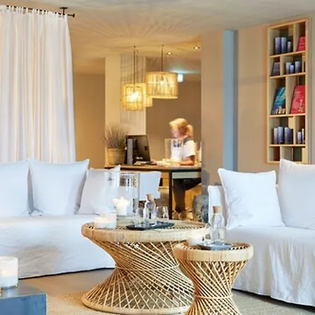 Lighthouse & Hotel 5*