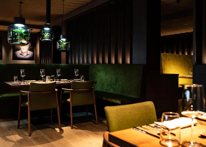 Lighthouse & 5* Busum