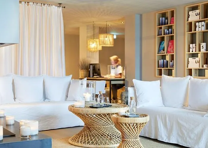 Lighthouse & Hotel 5*