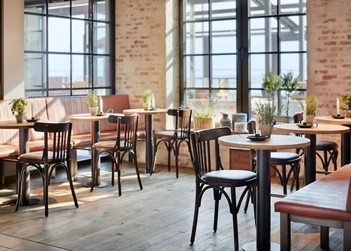 Lighthouse & Hotel Busum